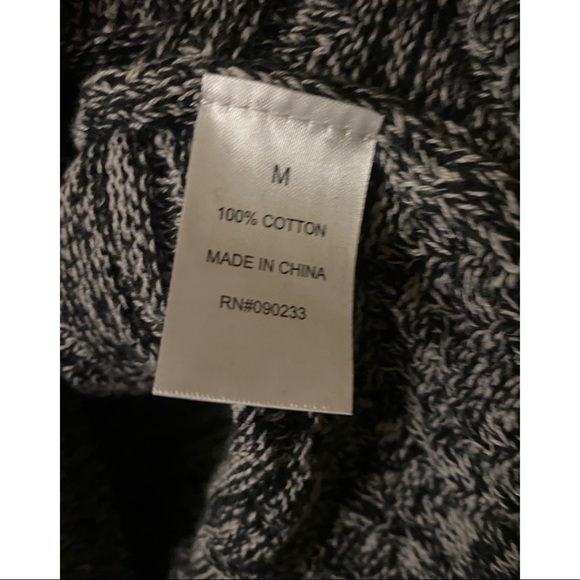 Pacsun Crew Neck Sweater, Size M NWT - Picture 4 of 7